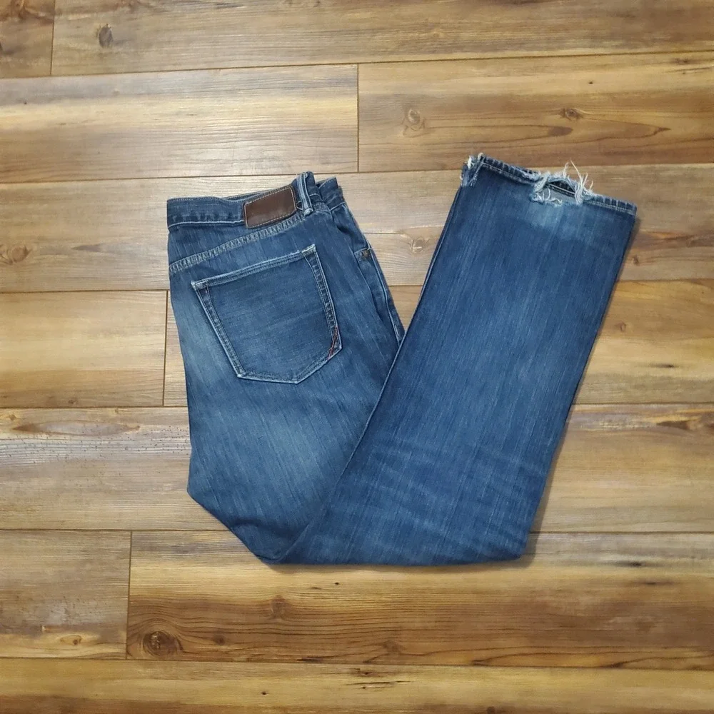 Banana Republic Vintage Straight Jeans Mens 34x30 Blue Denim Cotton Distressed